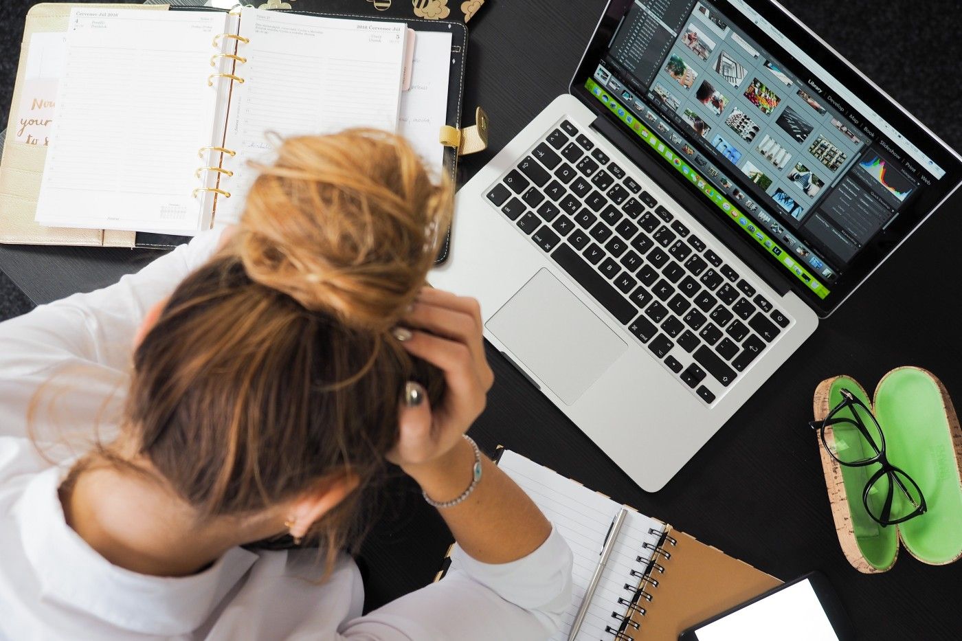 Tips to overcome a financial crisis in business